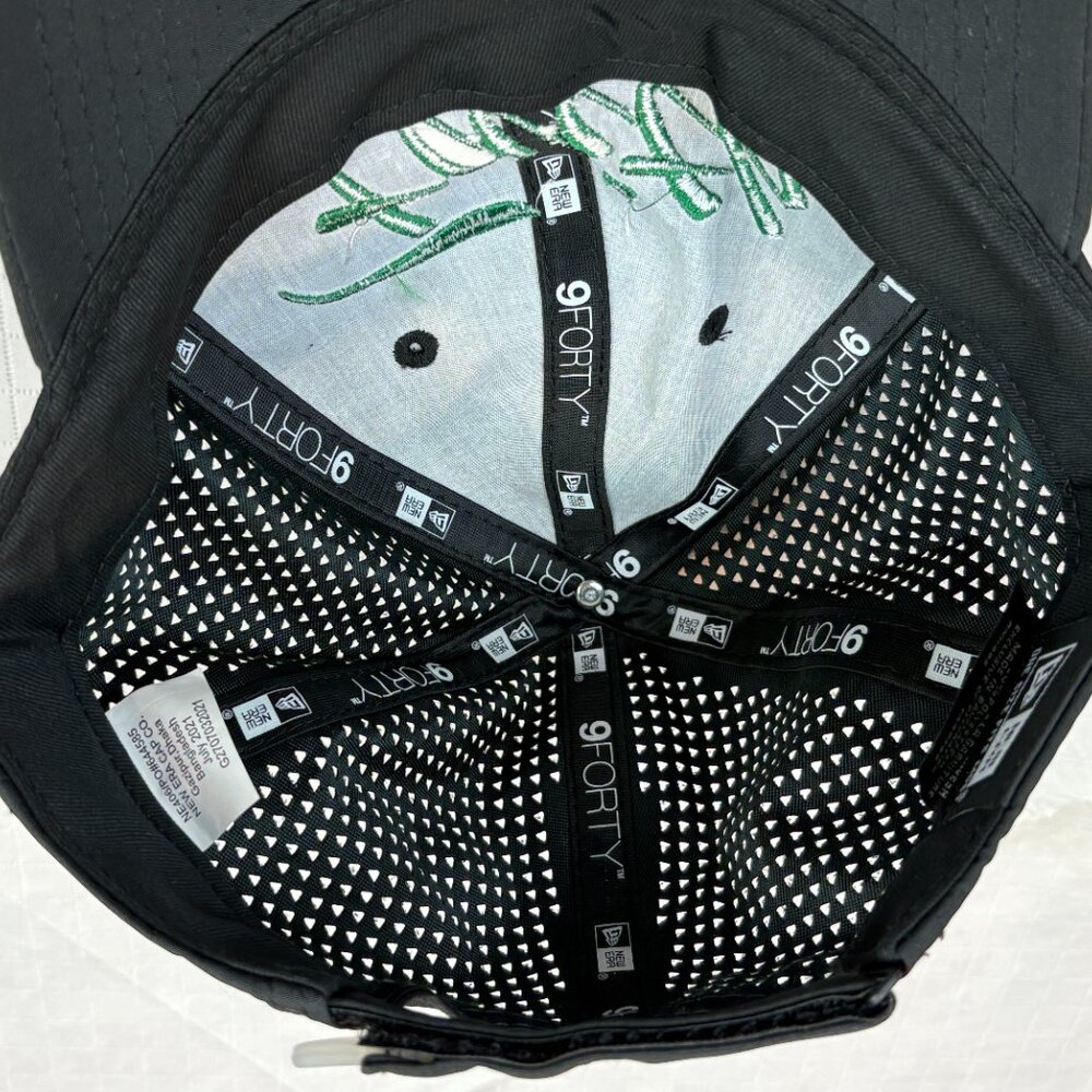 New Era 9FORTY black adjustable trucker hat with green embroidered word "Faith" - Picture 9 of 12